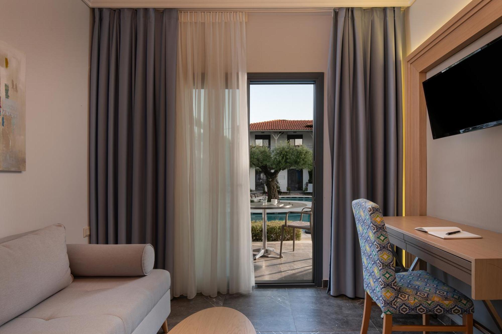 פסאקודיה Philoxenia Hotel מראה חיצוני תמונה